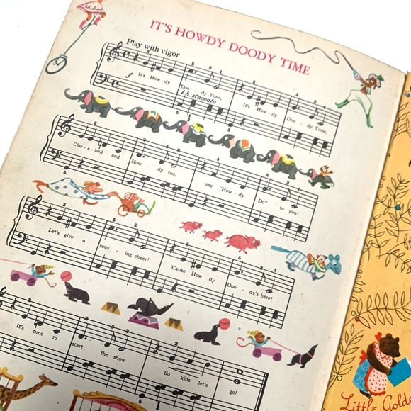 Vintage Howdy Doody’s Circus Golden Book - Picture 7 of 8